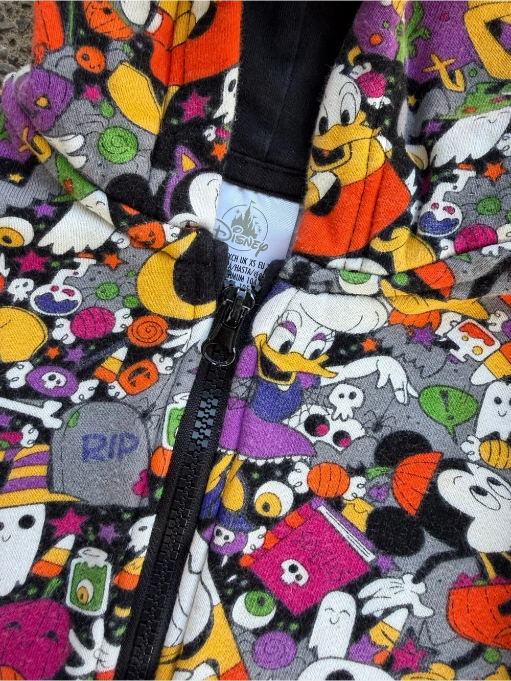 Disney Parks 2022 Park Exclusive Halloween Mickey and Friends Zip Hoodie Size XS
